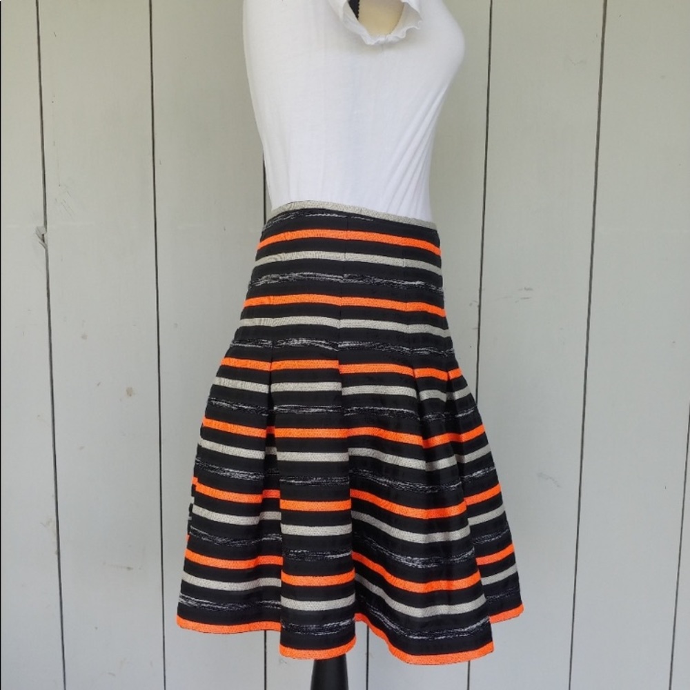 Anthropologie HD in Paris Pleated Striped Orange Black Silver Skirt size 6 - Picture 4 of 11